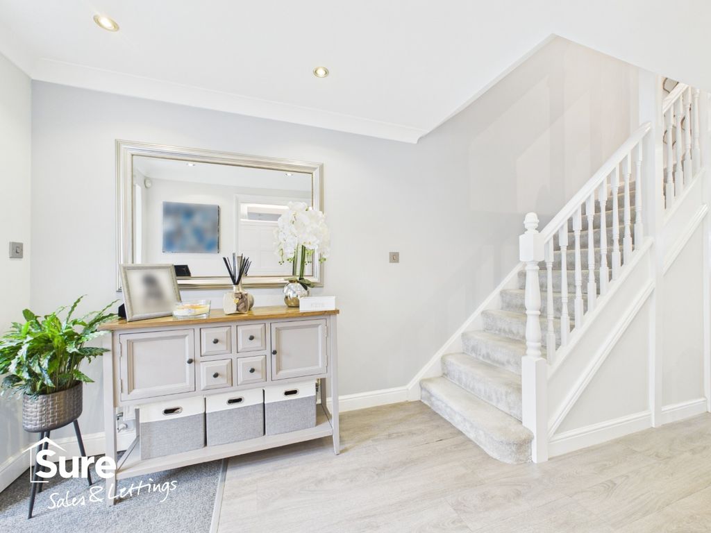 Property photo 3 of 56 5587155
