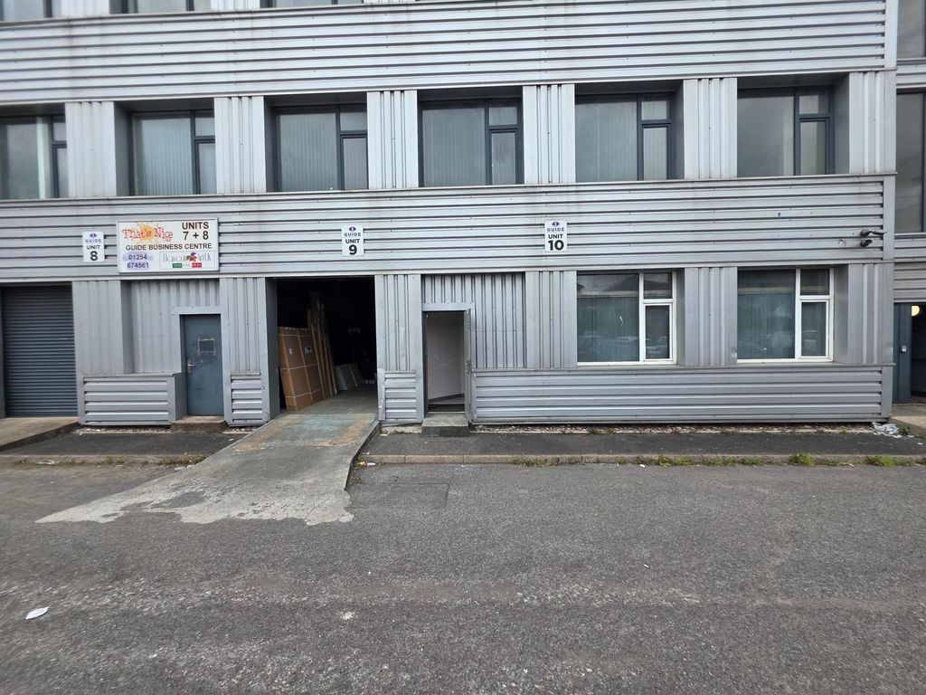 Property photo 1 of 8
