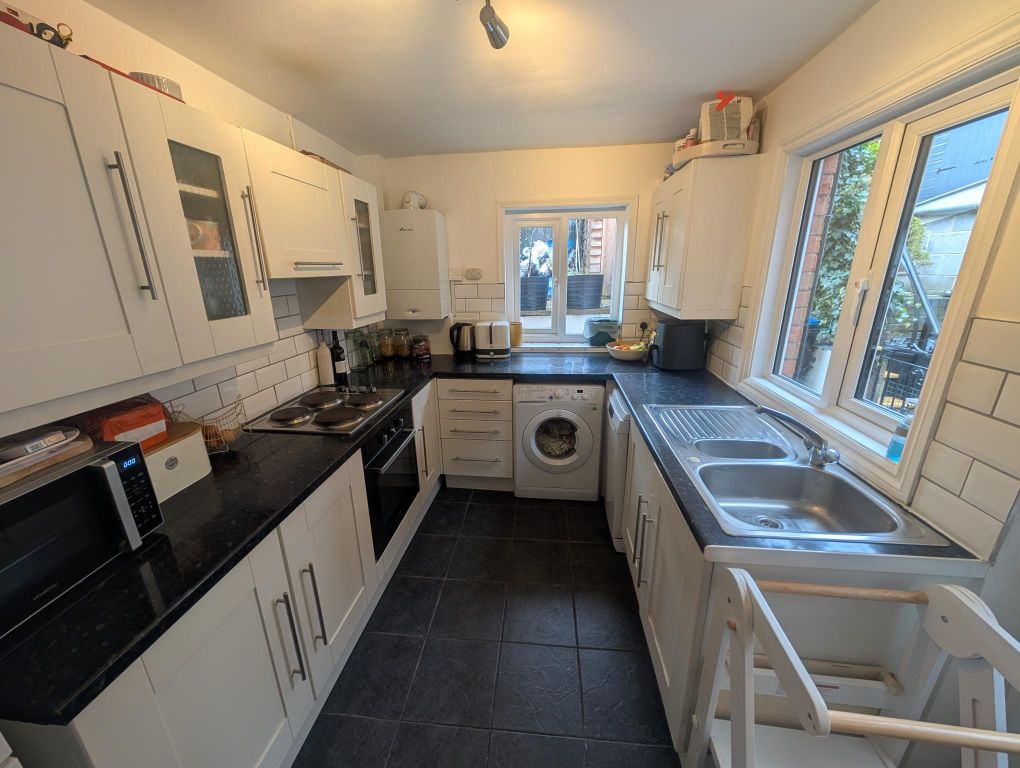 Property photo 3 of 18