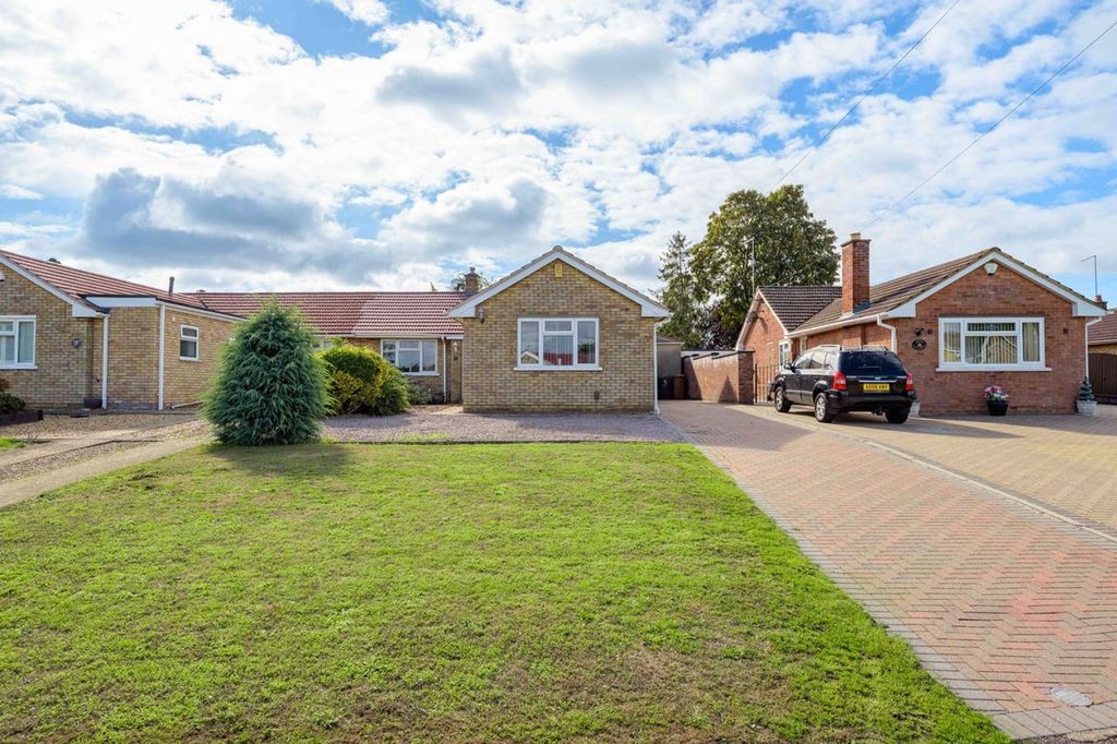 Property photo 1 of 21