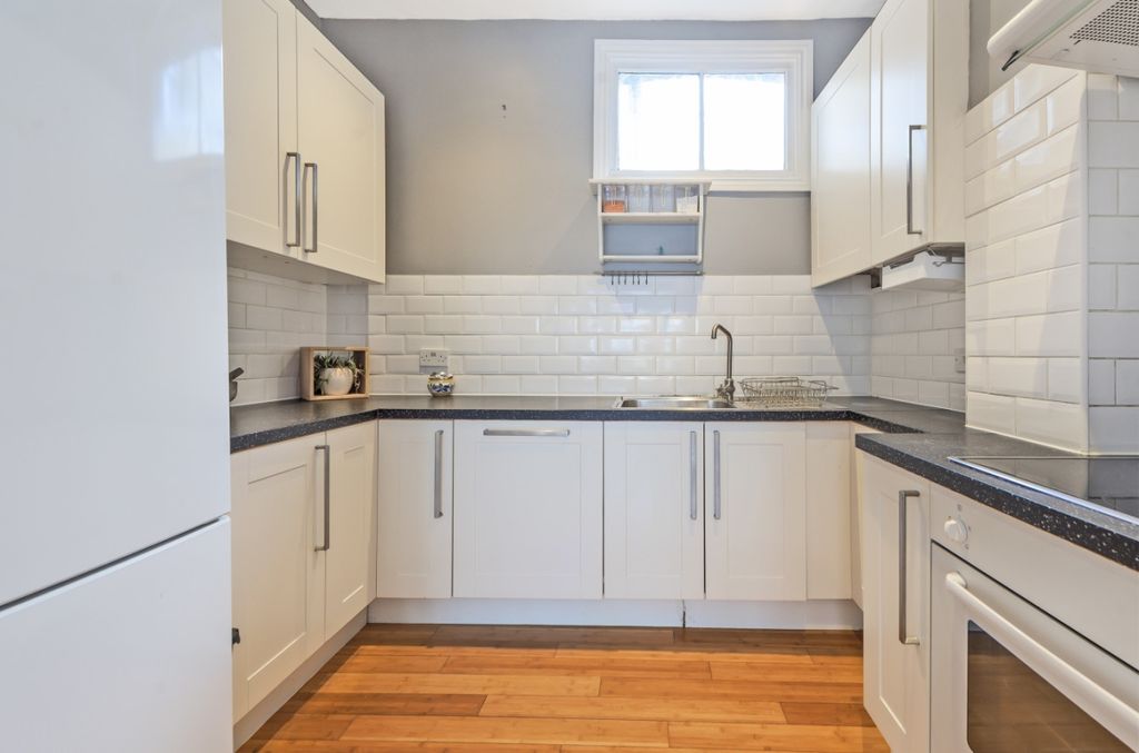Property photo 1 of 6 543204 (3)