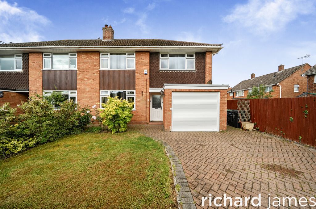 Property photo 1 of 13 0A1552Cb8Fec4007994c3B2F30dc5F8A
