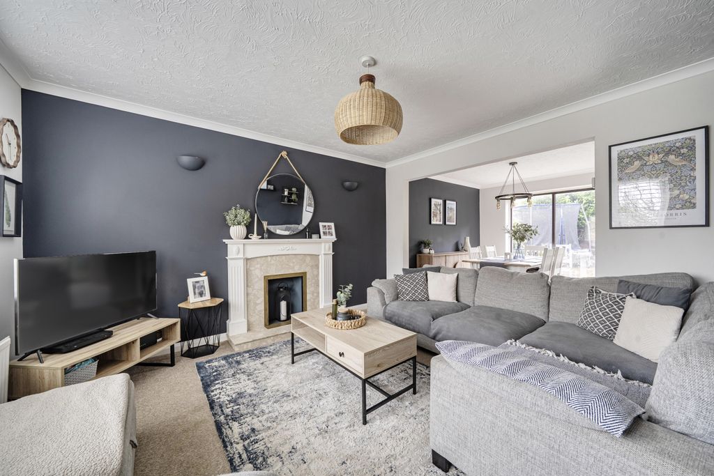 Property photo 3 of 21 1401551-6-6970Eccfadd80