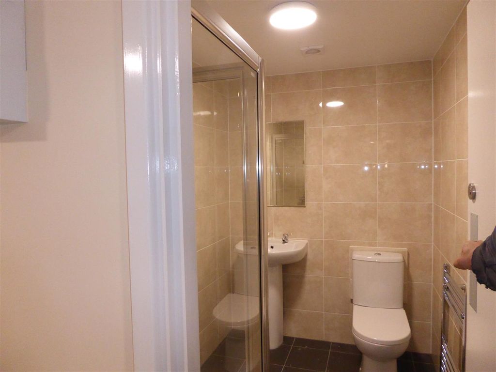 Property photo 3 of 8 015.Jpg