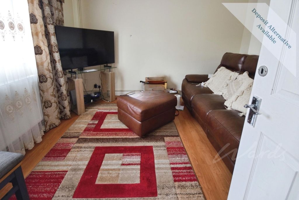 Property photo 3 of 11 Ordnaance Street ...