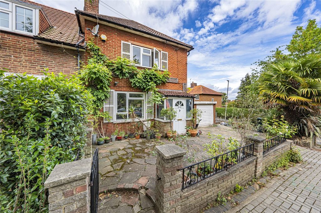 Property photo 1 of 11 Picture No. 13