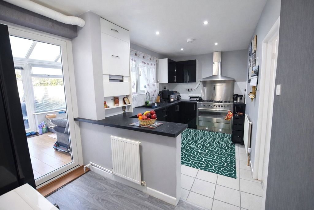 Property photo 3 of 13 Picture No. 09