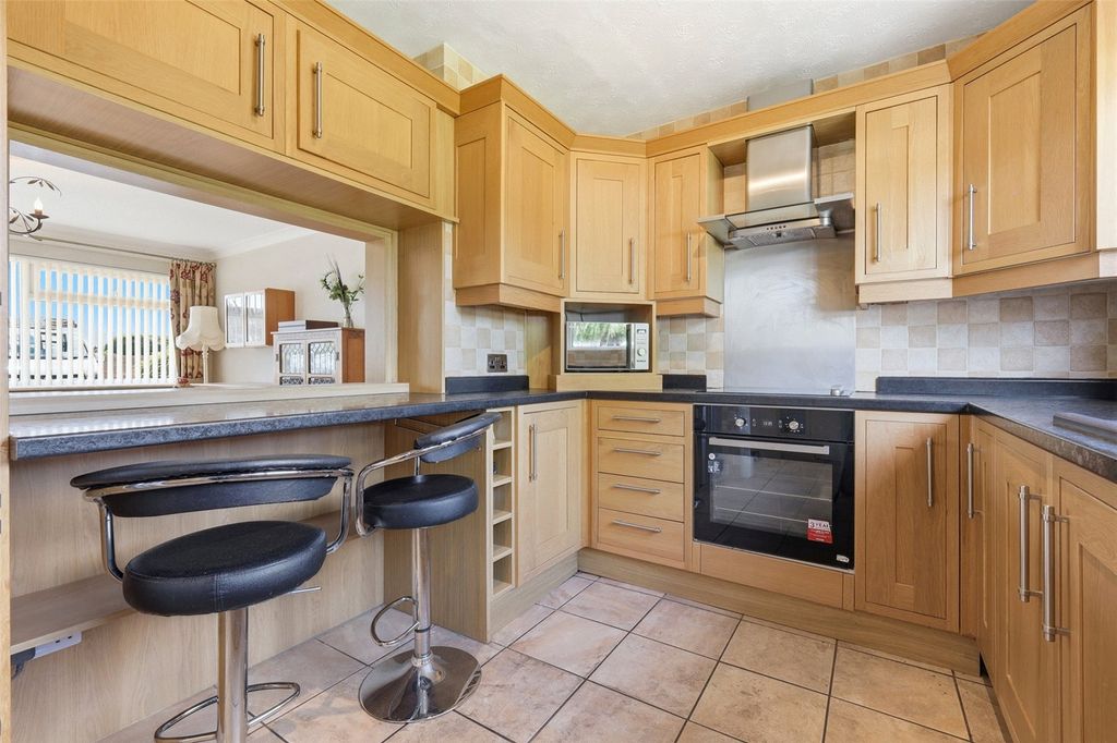 Property photo 3 of 15 Picture No. 02