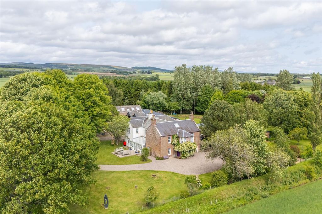 Property photo 2 of 71 Fairylea House, Alyth, Blairgowrie
