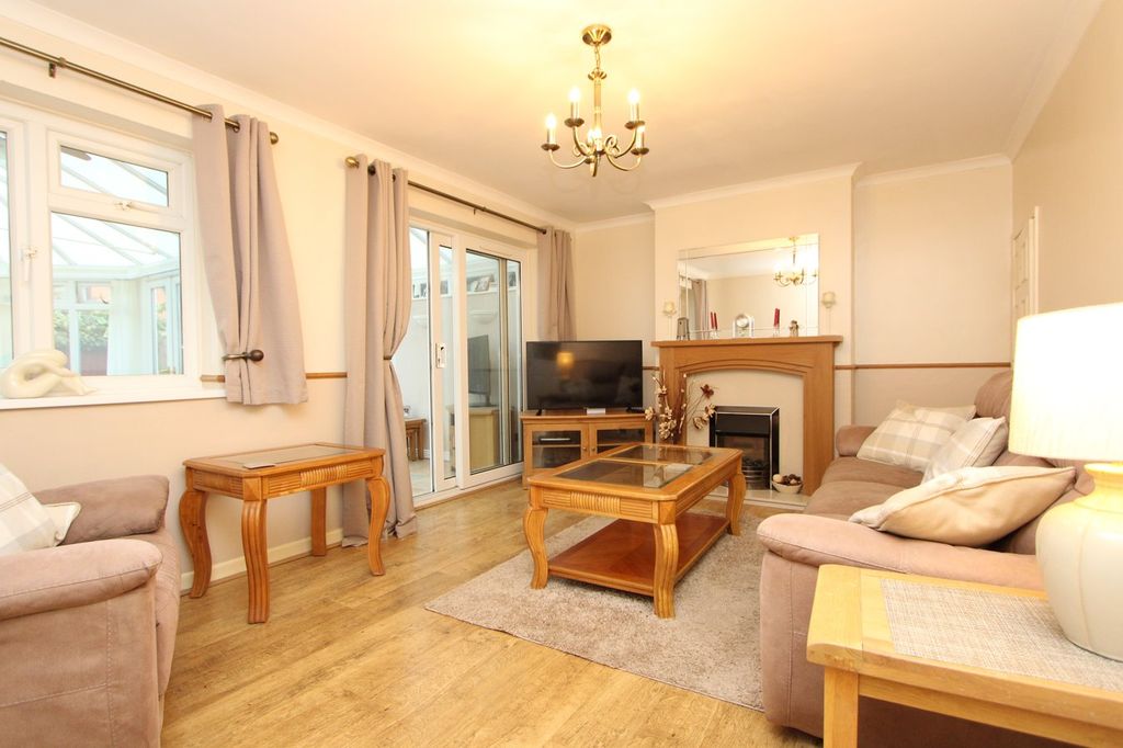 Property photo 3 of 24