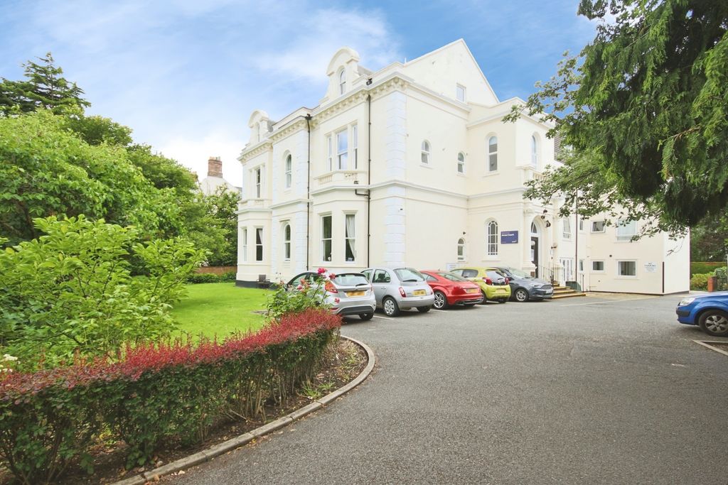 Property photo 1 of 11 Pbox-Img.Jpg