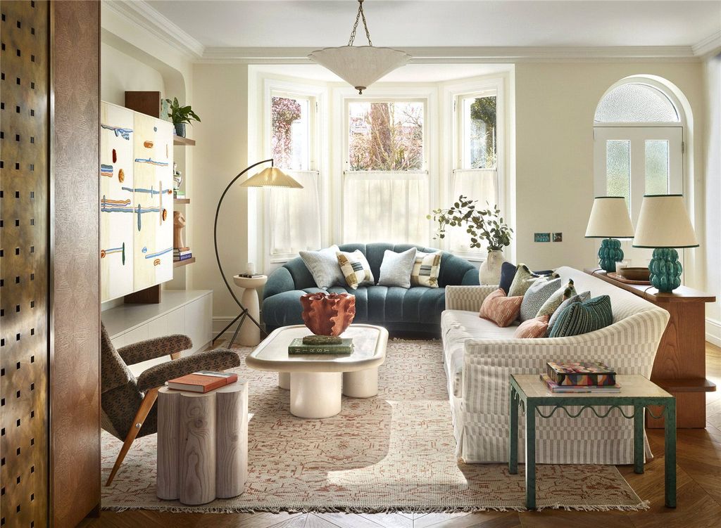 Property photo 1 of 13 Drawing Room