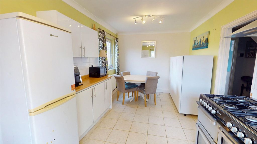 Property photo 3 of 15 Picture No. 01