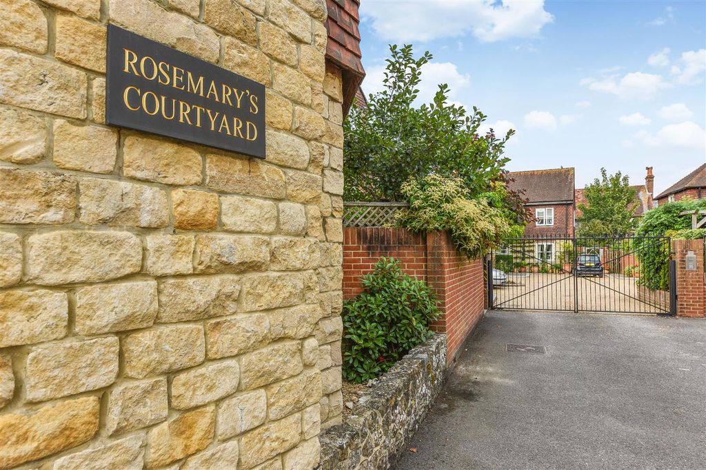 Property photo 2 of 21 Courtyard Entrance