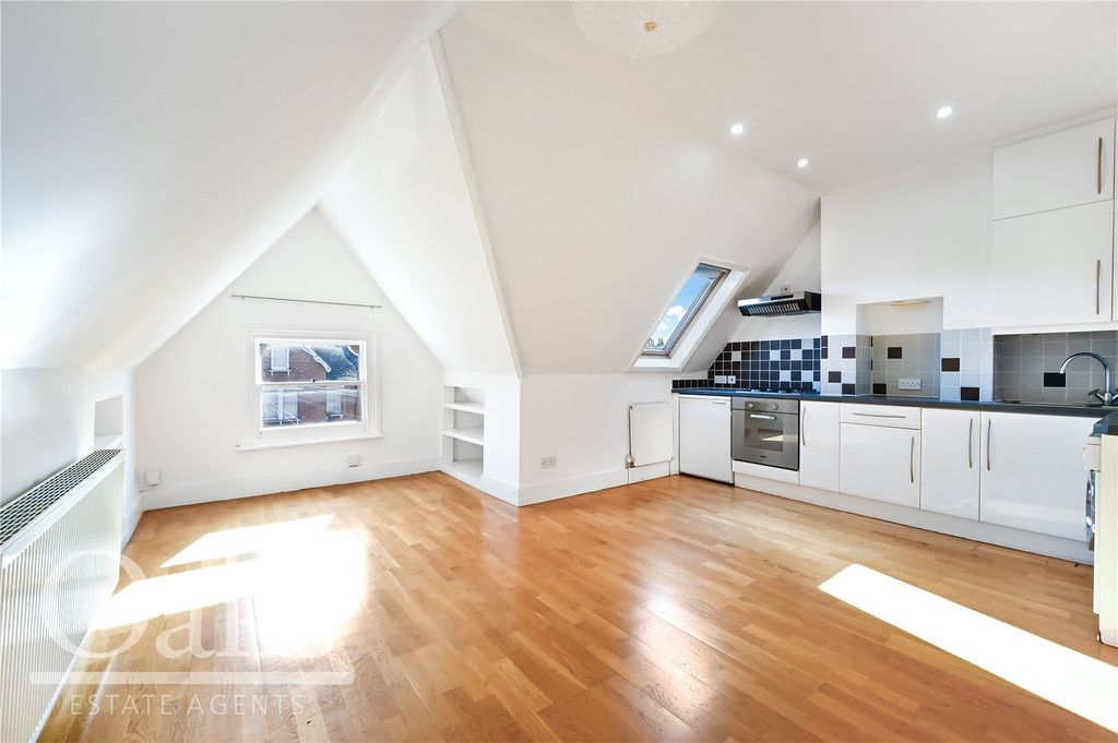 Property photo 1 of 8 Picture No. 06