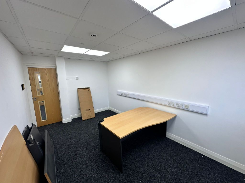 Property photo 3 of 8