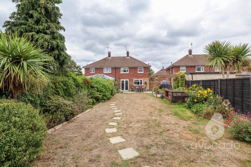 Property photo 1 of 11 3846812