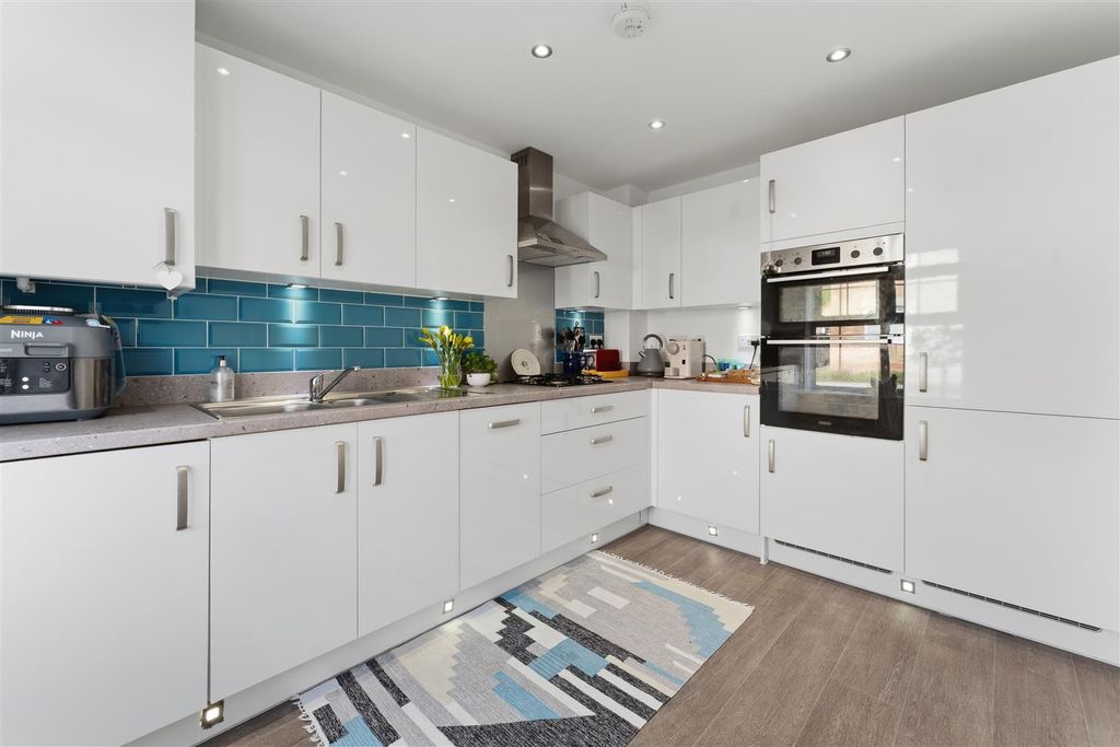 Property photo 2 of 22 Home 16.Jpg