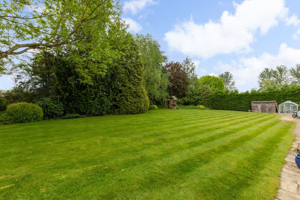 Property photo 3 of 29