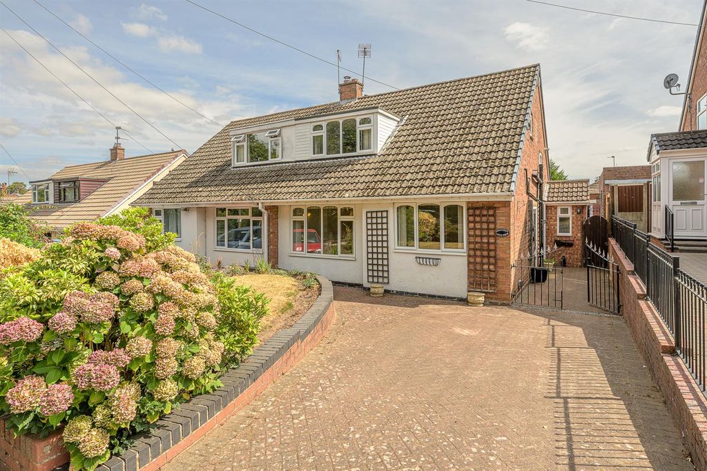 Property photo 1 of 24