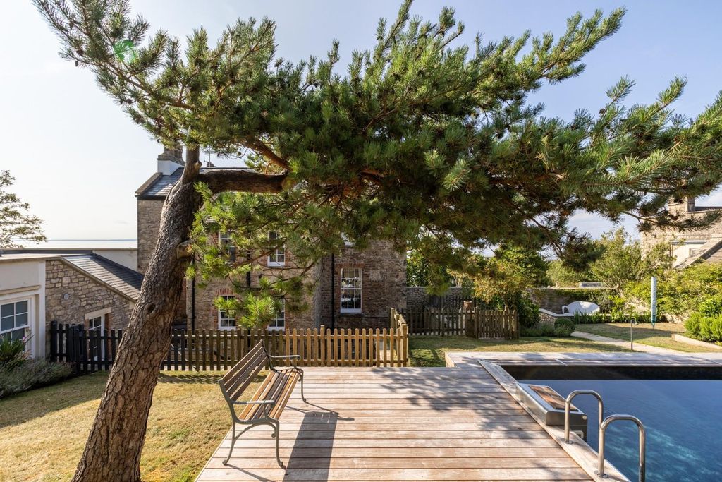 Property photo 3 of 47 11 Wellington Terrace, Bs21 (Ext)-27.Jpg