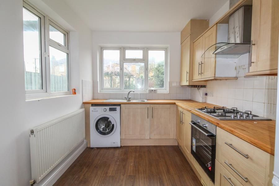 Property photo 3 of 9