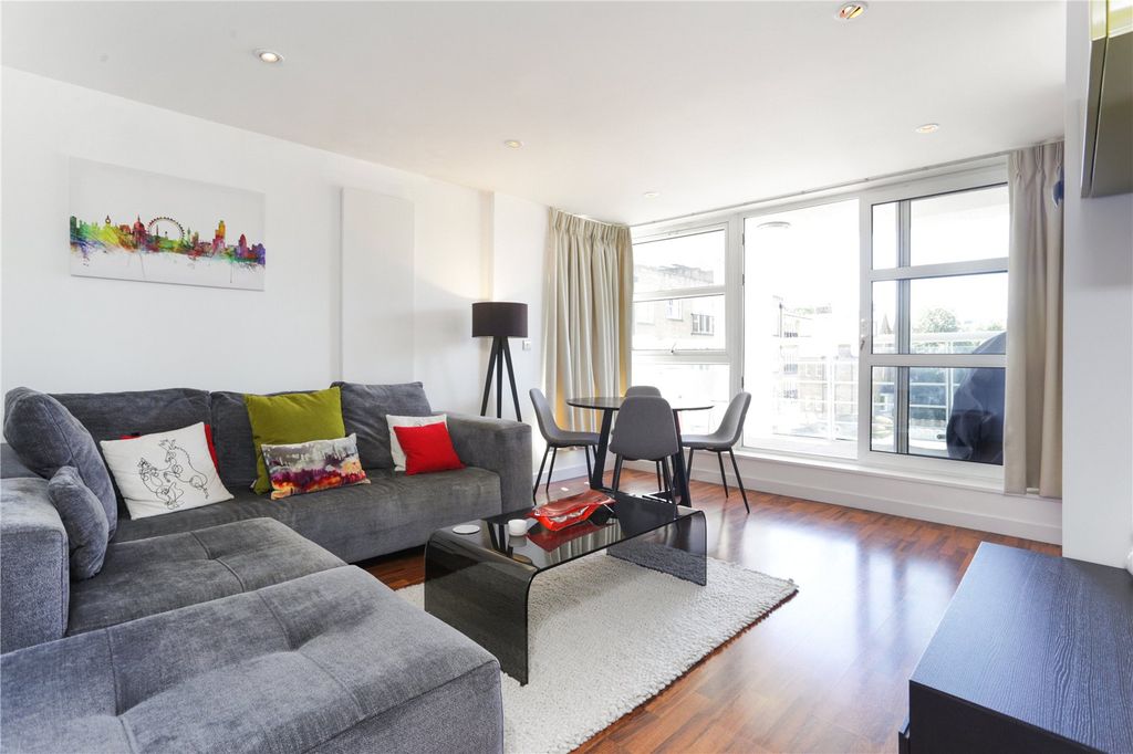 Property photo 1 of 12 Reception Room