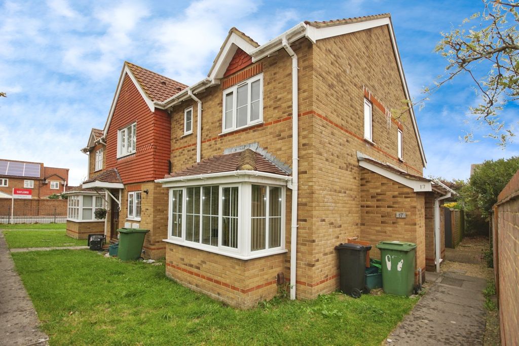 Property photo 1 of 15 Front