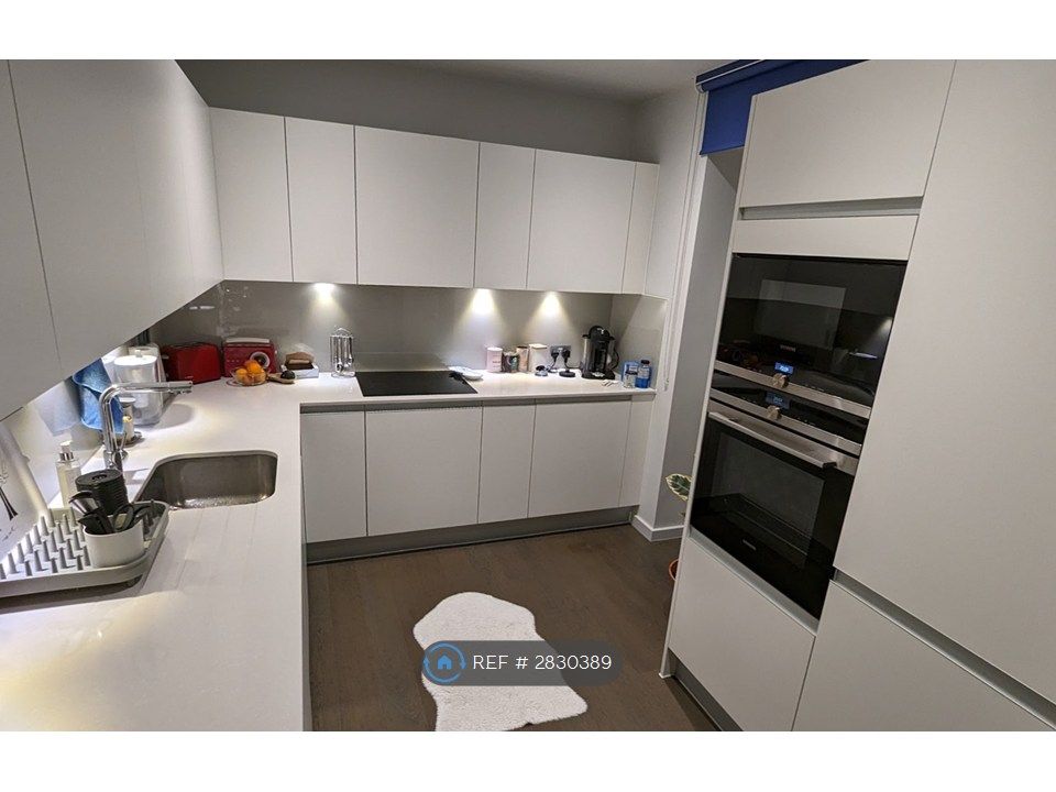Property photo 3 of 15 Kitchen