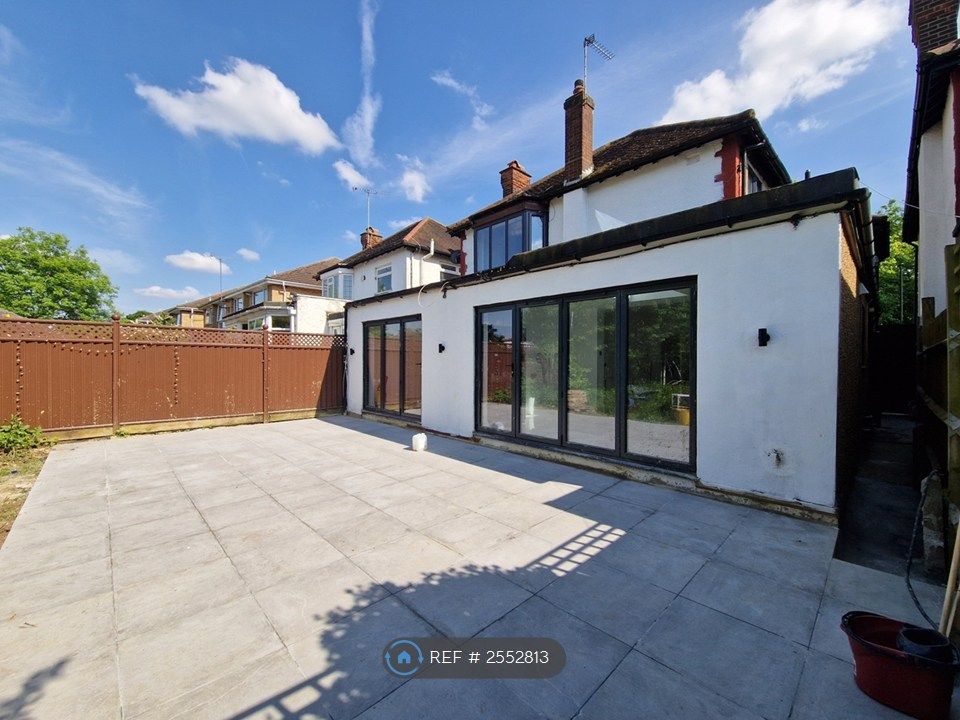 Property photo 3 of 11