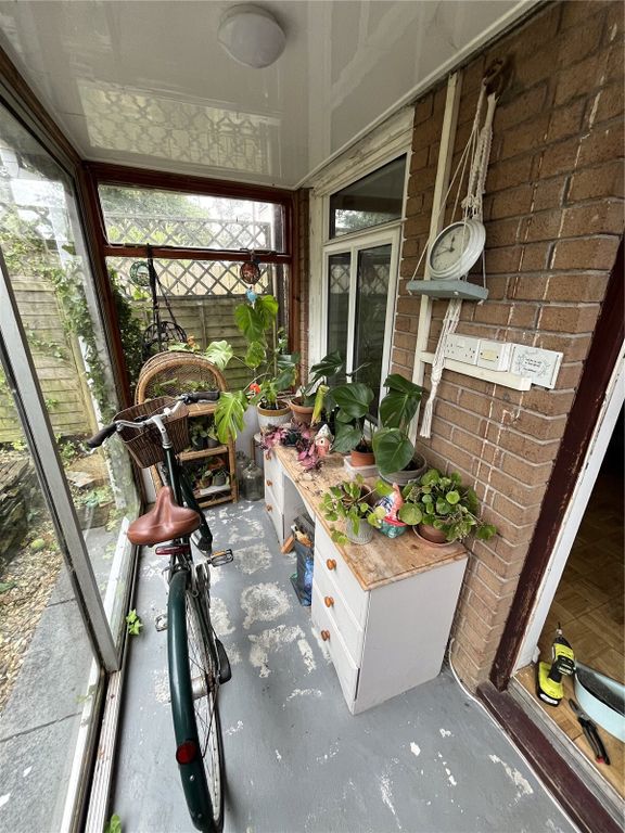 Property photo 2 of 15 Picture No. 72