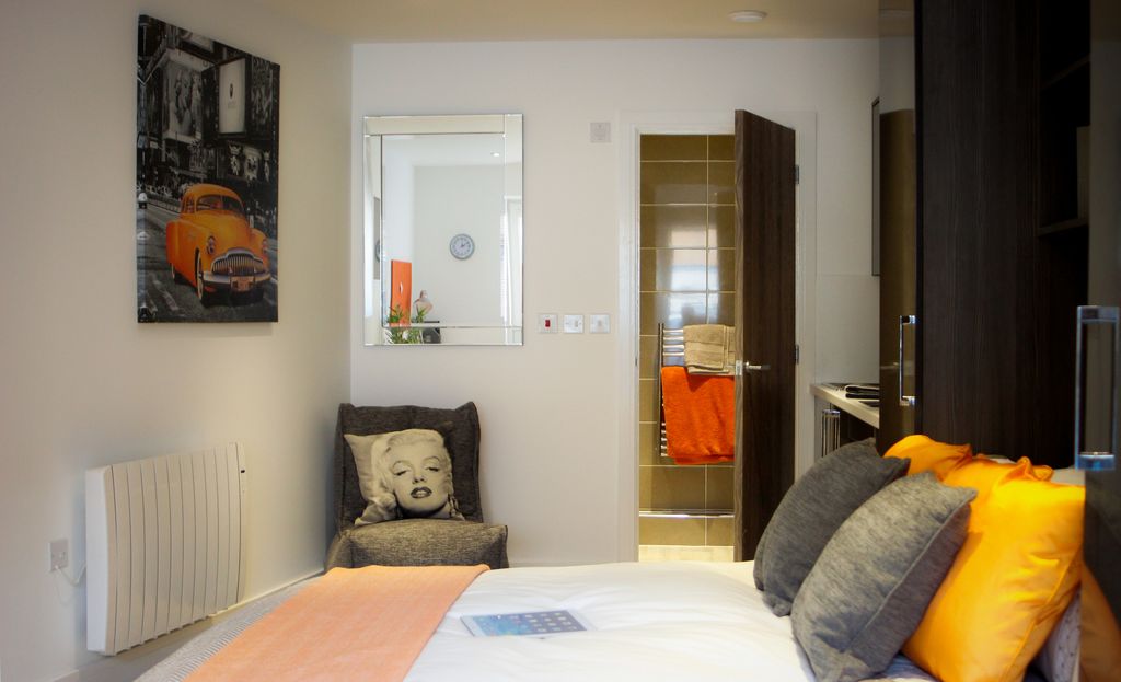 Property photo 1 of 5