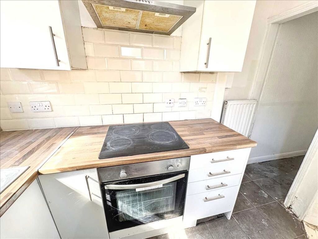 Property photo 3 of 16