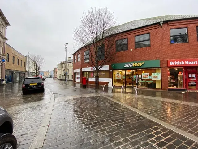 Property photo 1 of 8