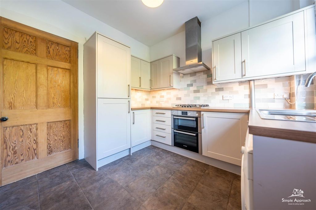 Property photo 2 of 30 Dsc01368-Hdr.Jpg