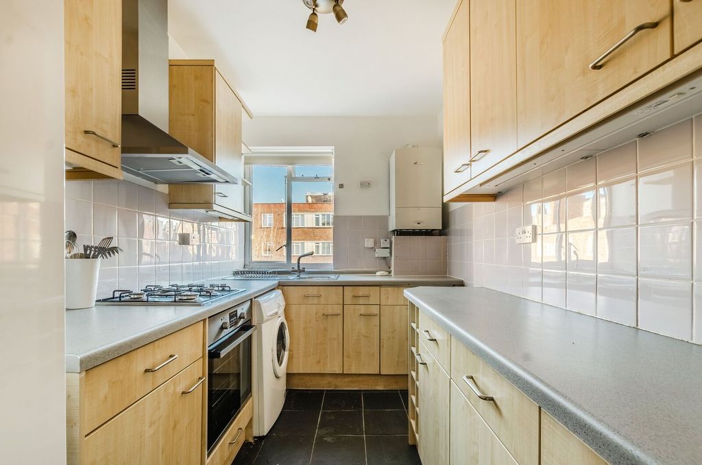 Property photo 3 of 9