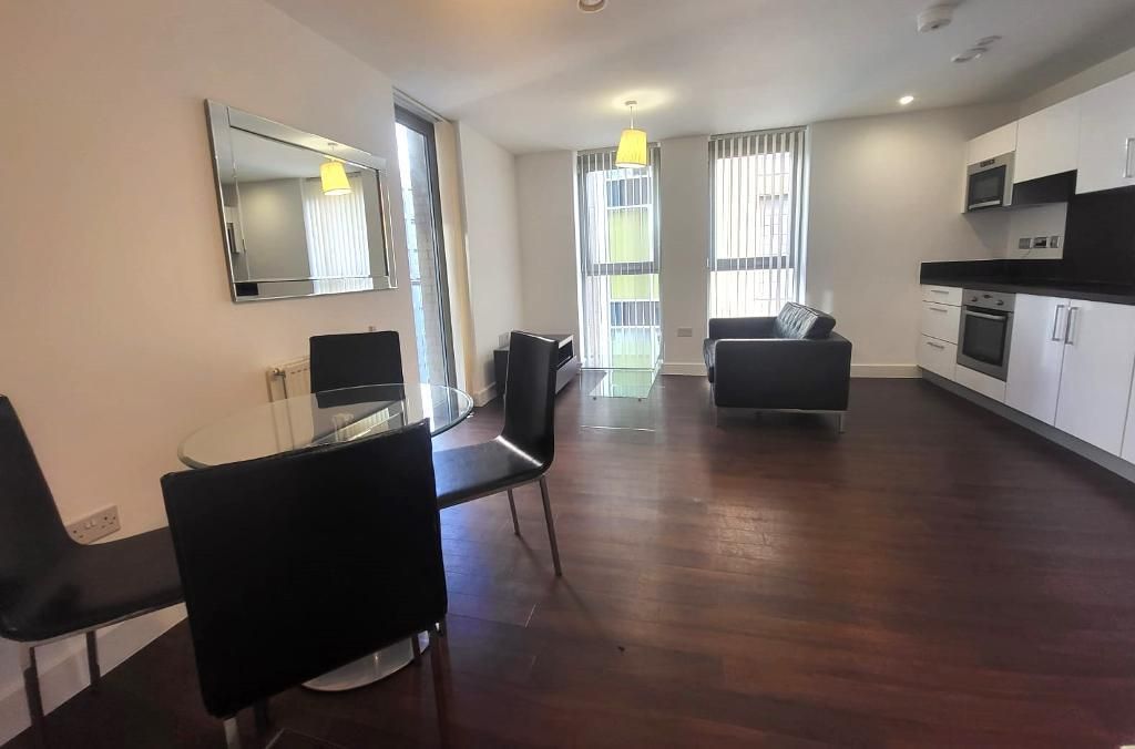 Property photo 1 of 5
