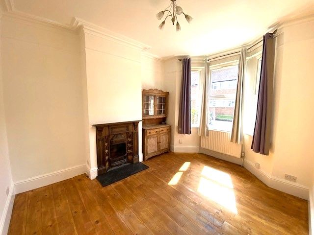 Property photo 3 of 9