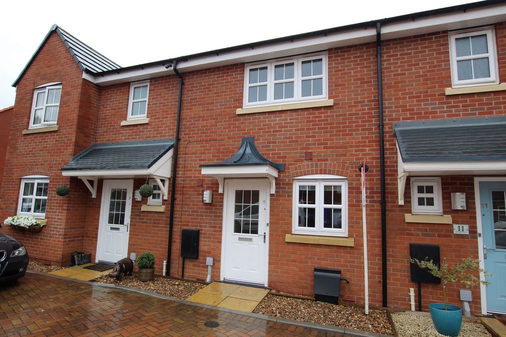 Property photo 1 of 10 Photo 10