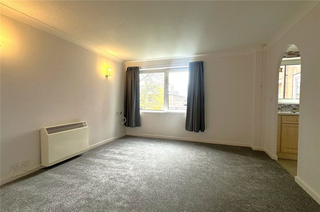 Property photo 3 of 10 Picture No. 02