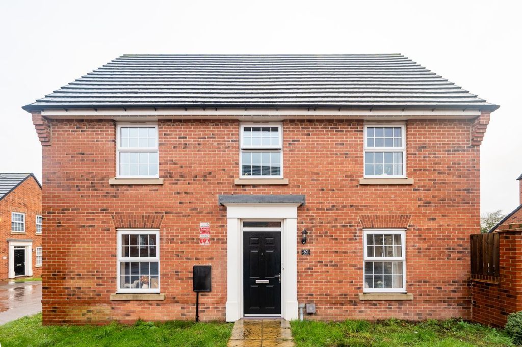 Property photo 1 of 29