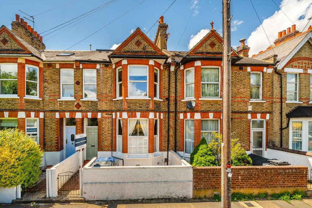 Property photo 1 of 6