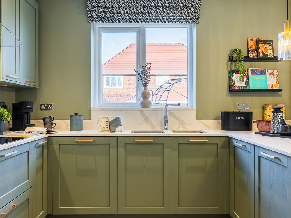 Property photo 3 of 10 Redrow - Hampstead - Kitchen 2 - 72343