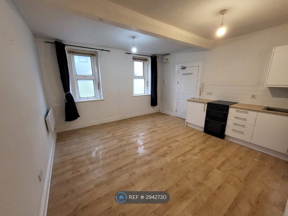 Property photo 1 of 4