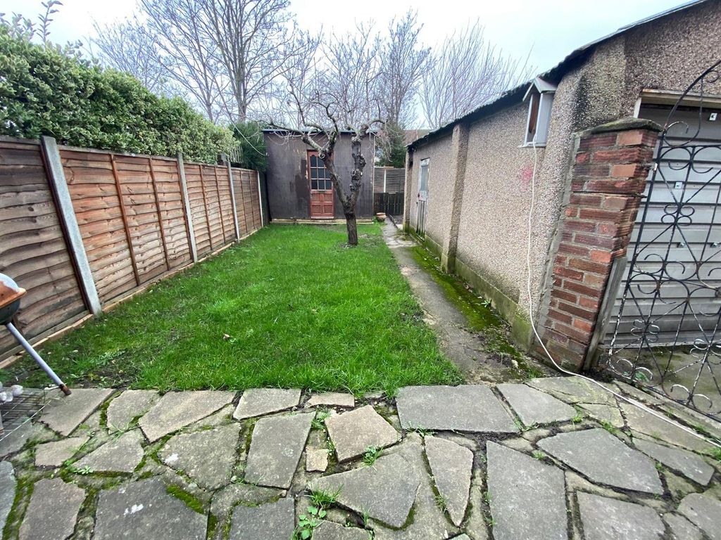 Property photo 2 of 11 F4.Jpg