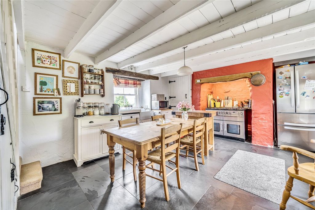 Property photo 2 of 20 Picture No. 40