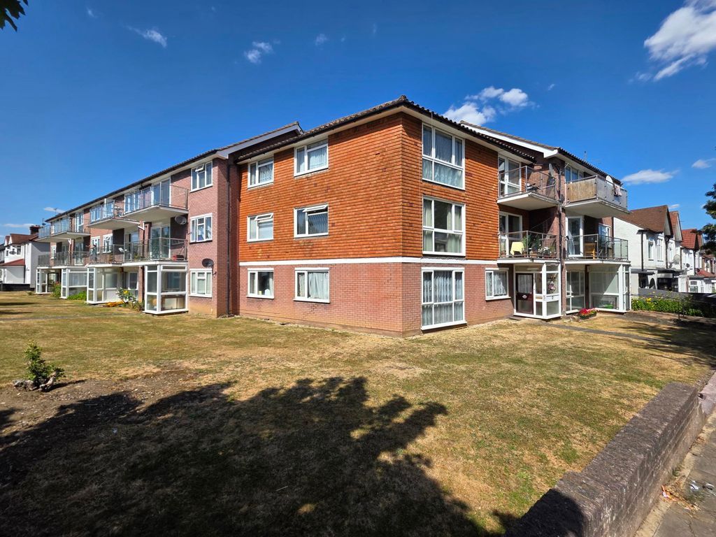 Property photo 1 of 12