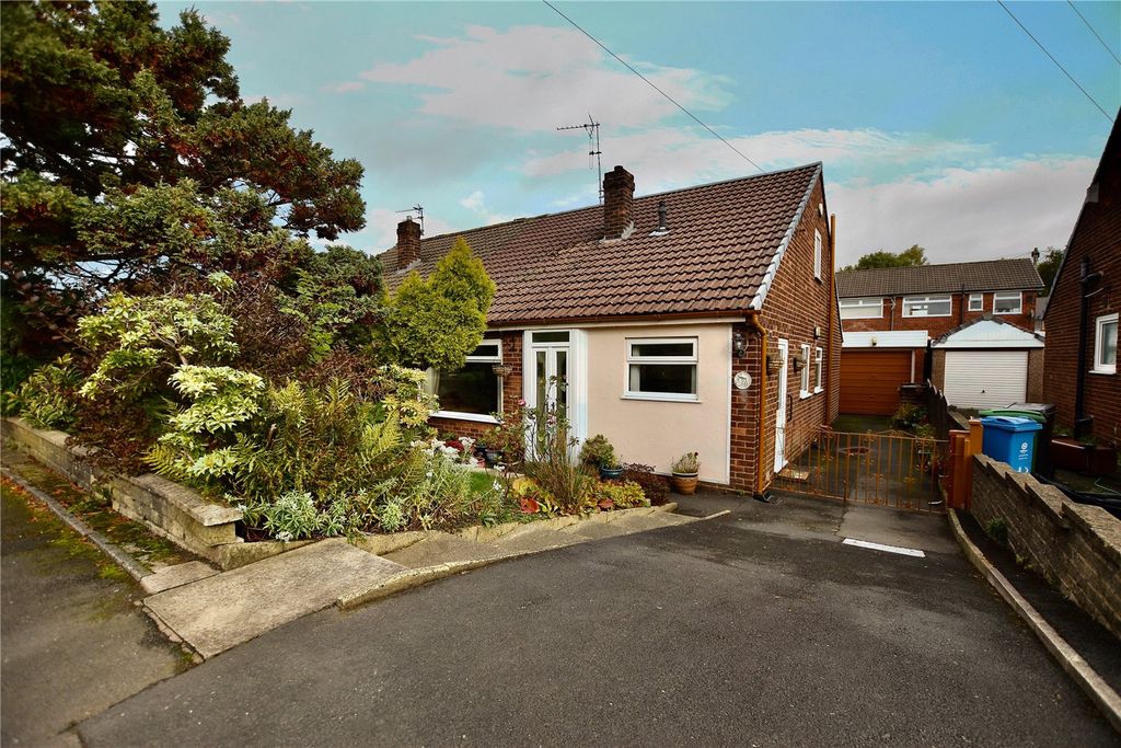 Property photo 1 of 20 Front External