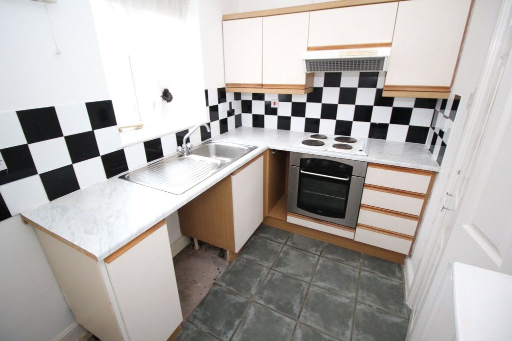 Property photo 2 of 9 Picture No. 04