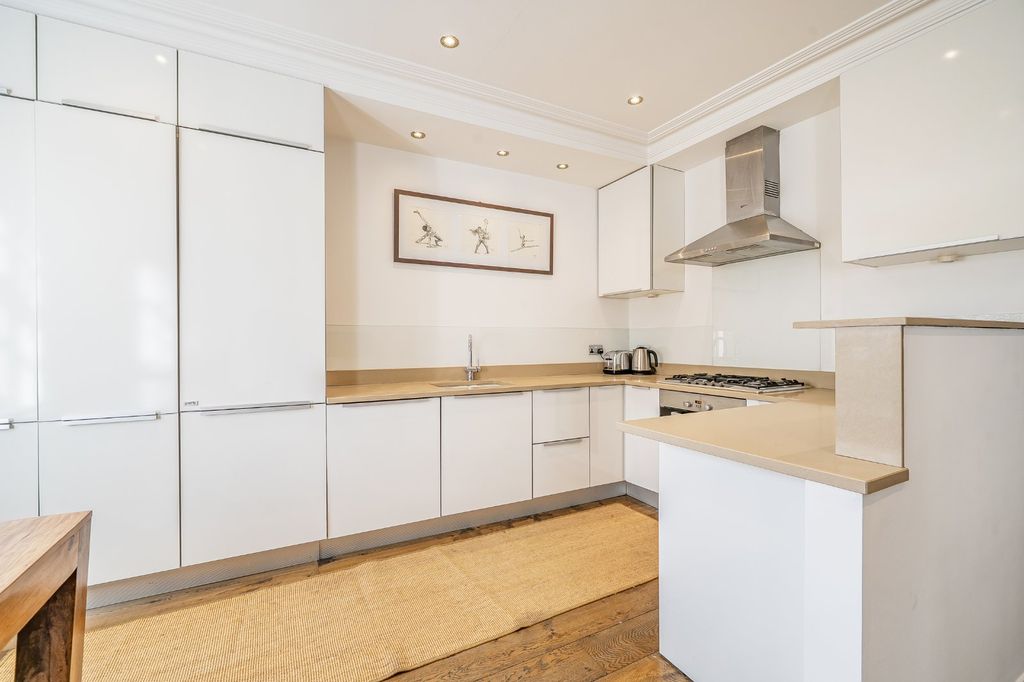 Property photo 2 of 13 Picture No. 07